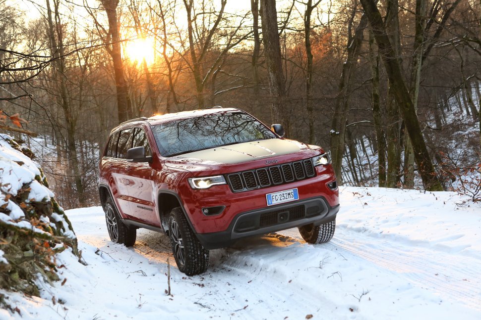 Jeep Grand Cherokee IV (WK2 facelift 2017) SRT 6.4 V8 (468 Hp) AWD ...